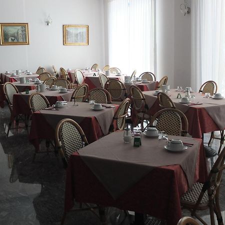 Hotel Germania Bibione Esterno foto