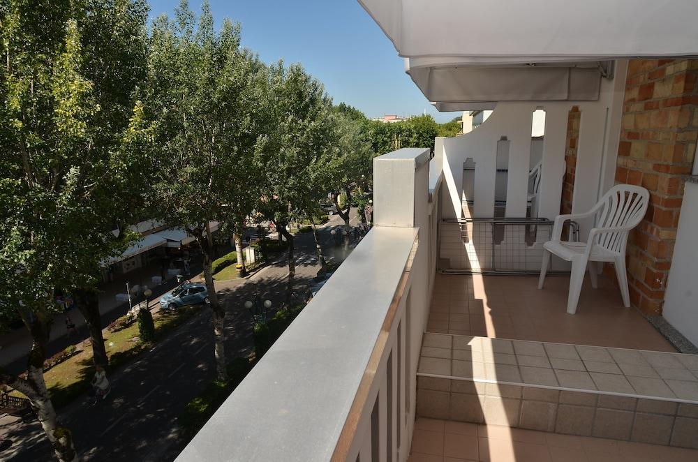 Hotel Germania Bibione Esterno foto