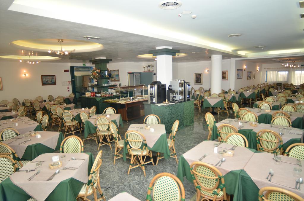 Hotel Germania Bibione Esterno foto