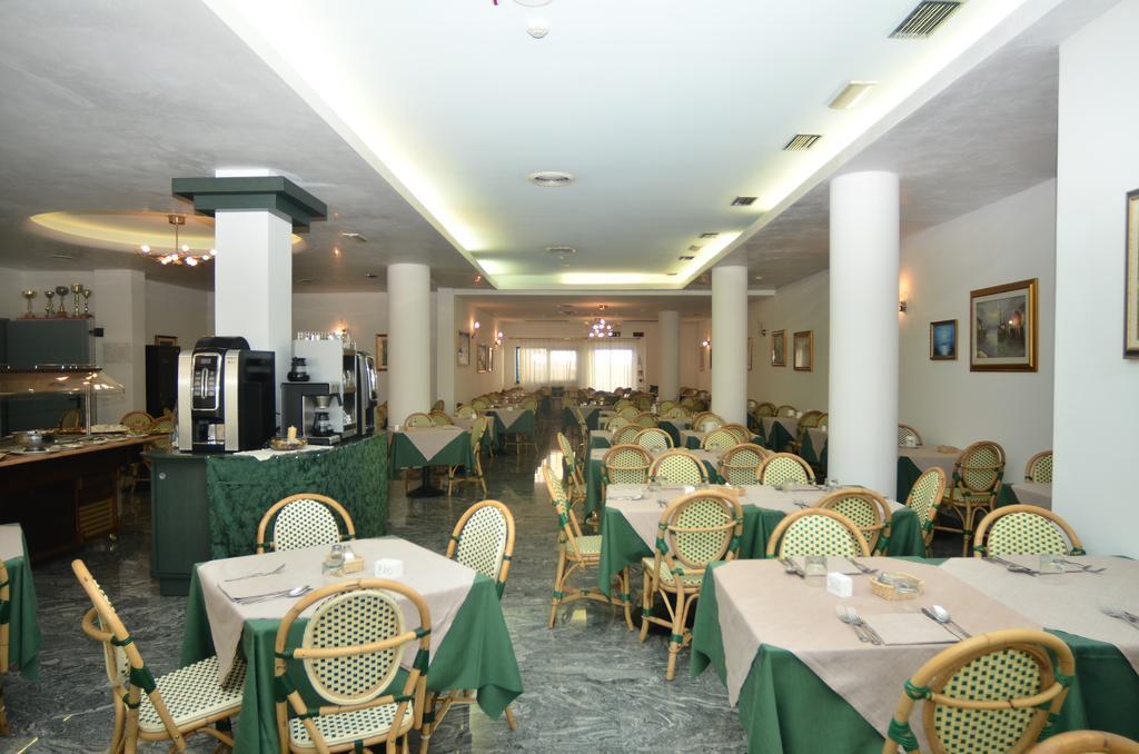 Hotel Germania Bibione Esterno foto