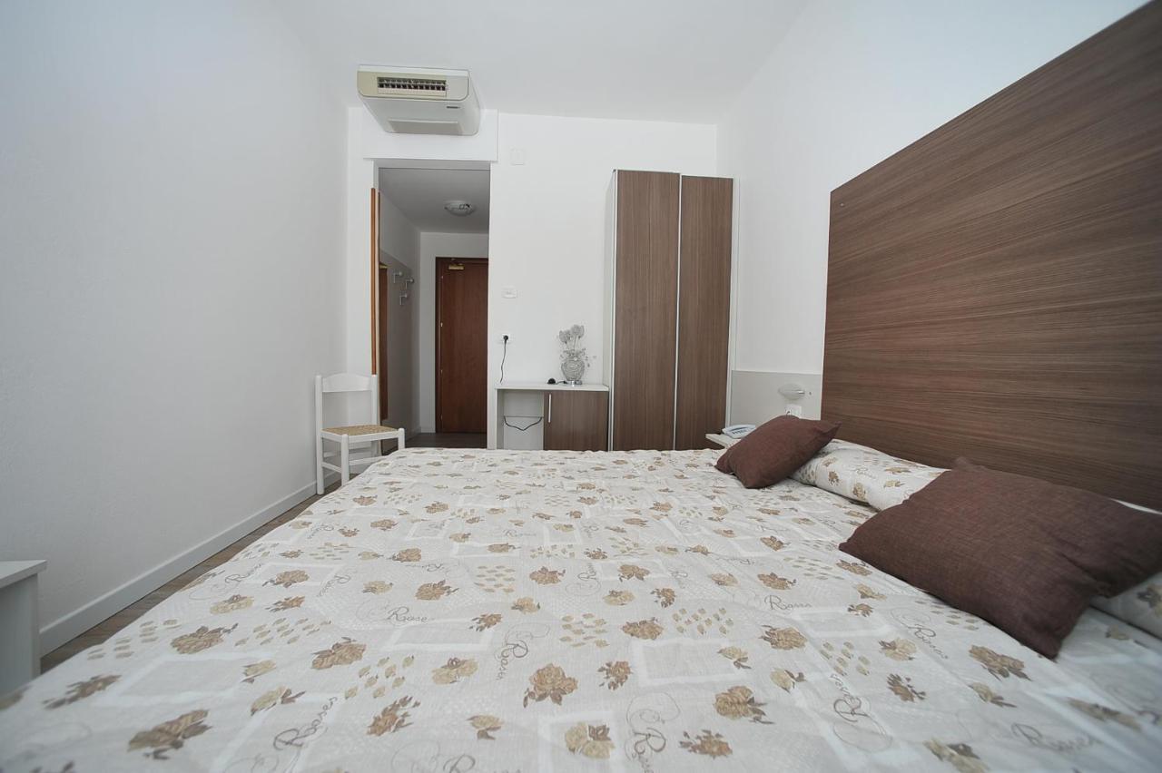 Hotel Germania Bibione Esterno foto