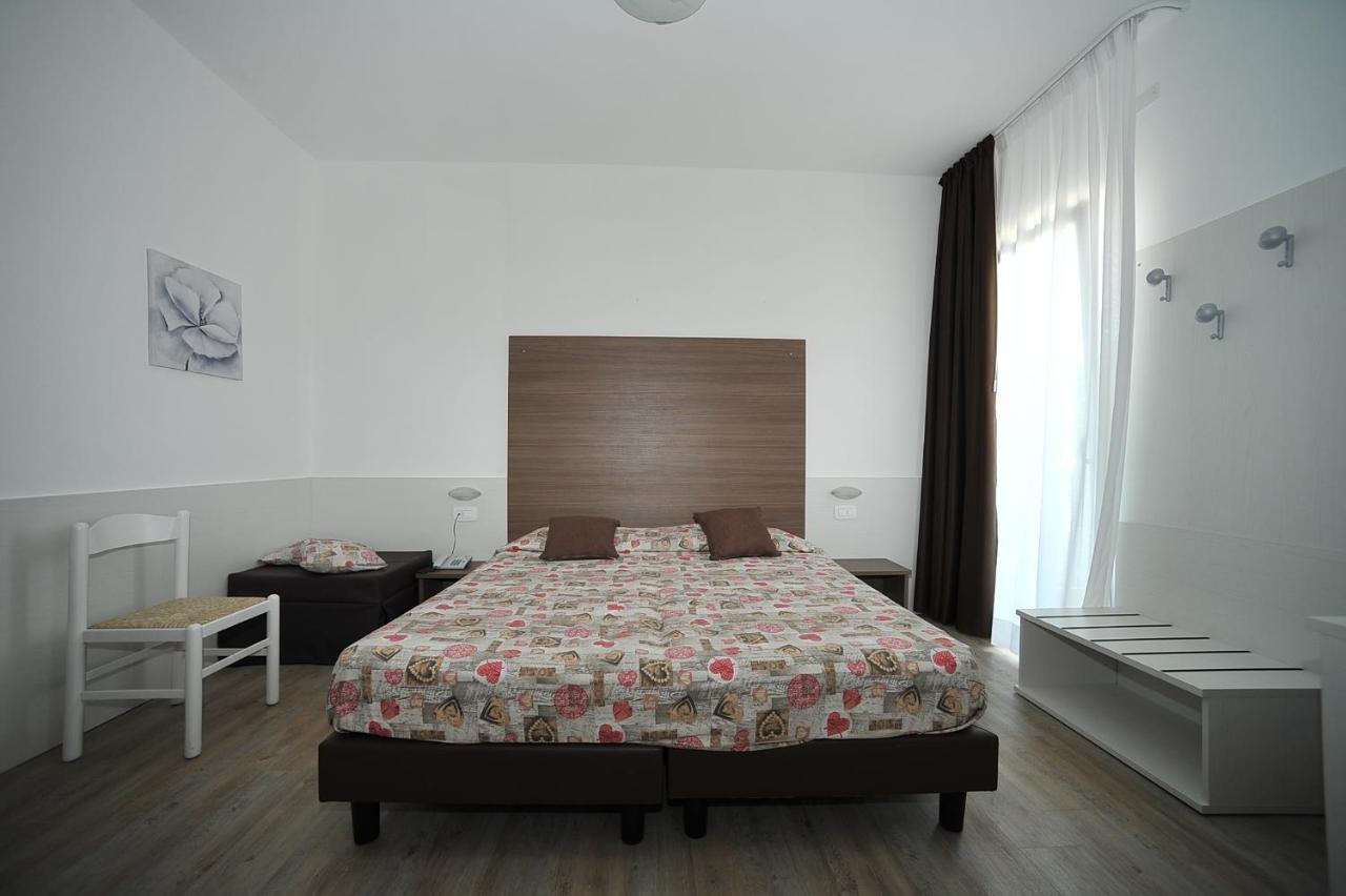 Hotel Germania Bibione Esterno foto