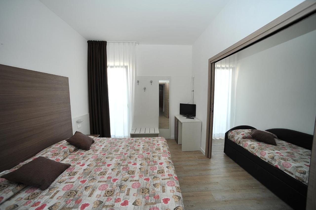 Hotel Germania Bibione Esterno foto